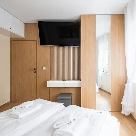 Szklarska C13 Stone Hill Apartment